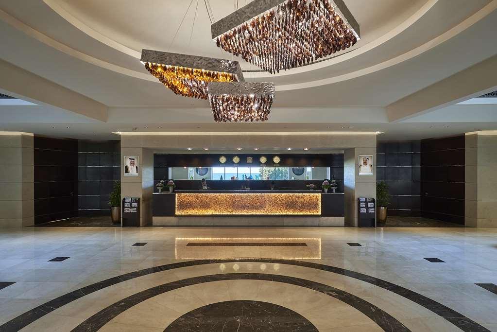 Safir Fintas Hotel Kuwait Kuwait City Зручності фото Lobby