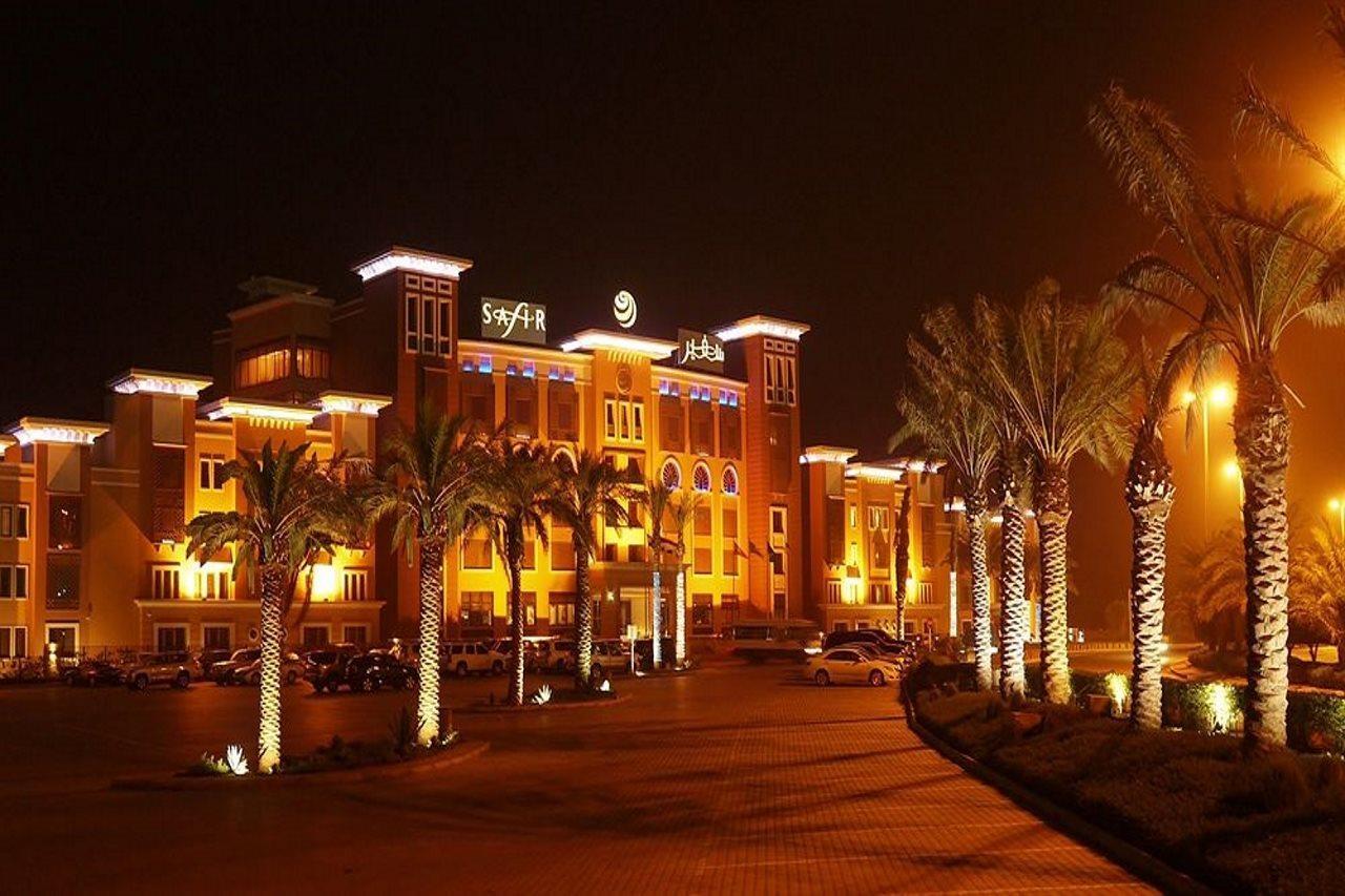 Safir Fintas Hotel Kuwait Kuwait City Екстер'єр фото The Ritz-Carlton, Manama