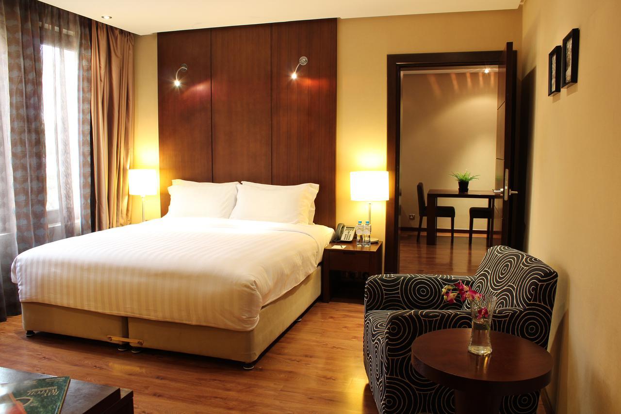 Safir Fintas Hotel Kuwait Kuwait City Екстер'єр фото Deluxe Room